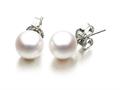 Akoya Cultured Pearl Earrings AA 5-5.5 mm with 14kt Gold Post