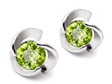 Original Star K™ Round Genuine Peridot Flower Earring Studs