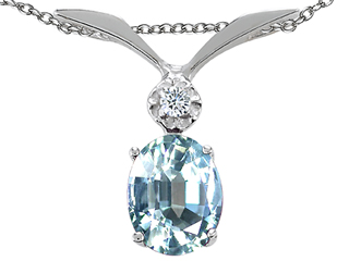 Tommaso Design(tm) Oval 7x5mm Genuine Aquamarine and Diamond Pendant